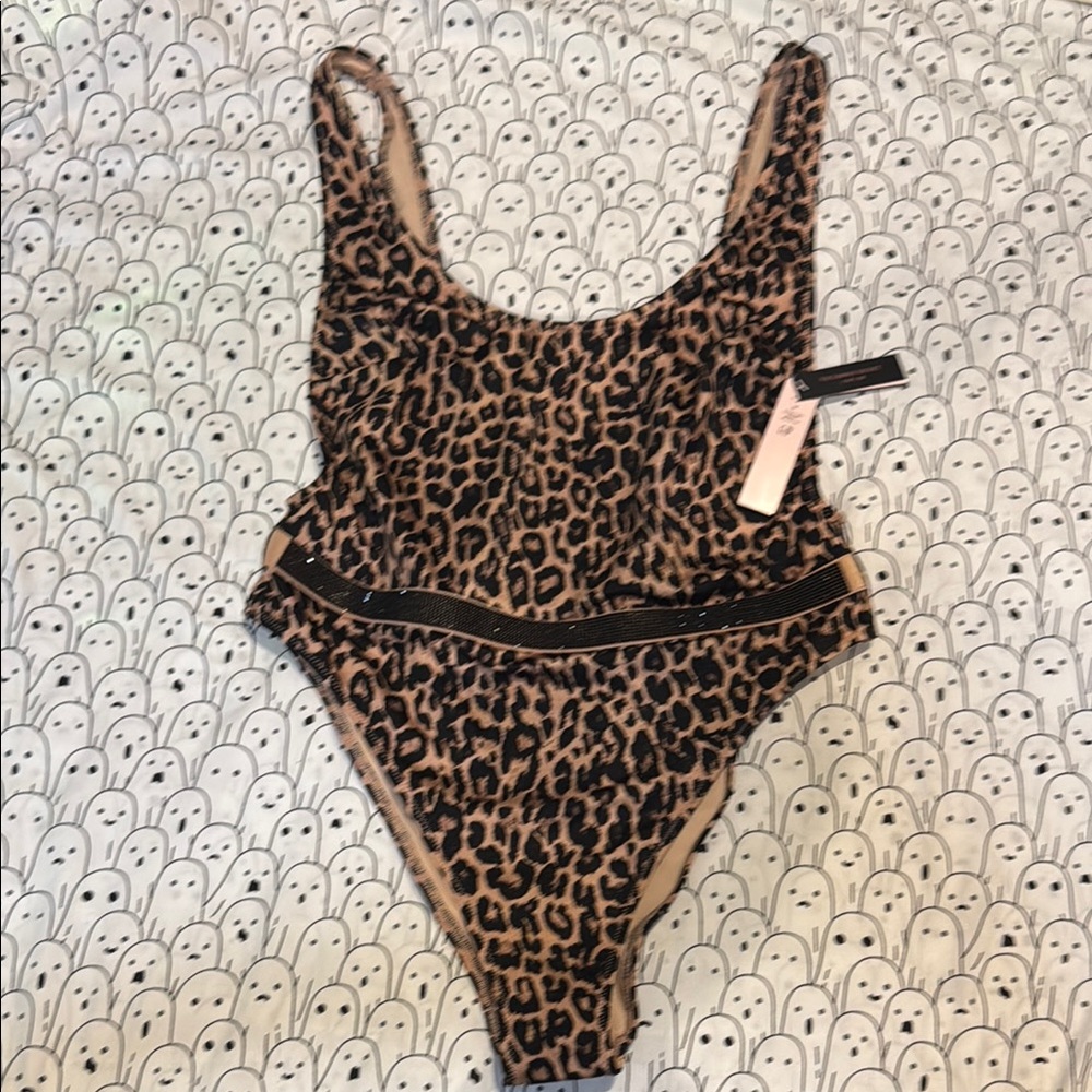 Victoria's Secret Low Back Rhinestone Leopard Print Swimsuit, Size M NWT
